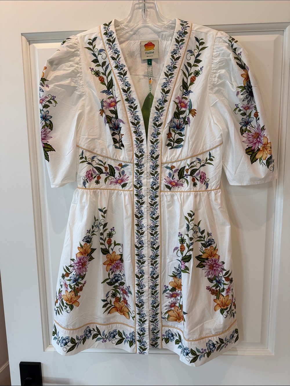 FARM Rio ‘Sweet Bloom Dreamscape’ Off White Mini Dress - NWT Size M